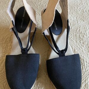 Adrienne Vittadini Black and Cream Espadrilles with Textured Fabric